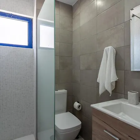 Odyssey - Captivating 2-bedroom Retreat In Appartamento *