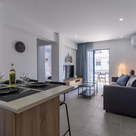 Odyssey - Captivating 2-bedroom Retreat In דירה לרנקה