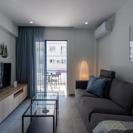 Odyssey - Captivating 2-bedroom Retreat In Lárnaca