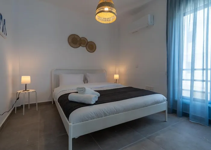Odyssey - Captivating 2-bedroom Retreat In Apartamento Lárnaca